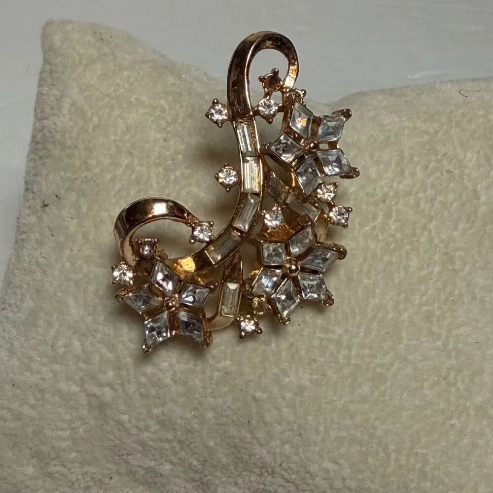 Vintage Trifari Gold Tone Rhinestone Floral Brooch Baguette Navette Signed 2"